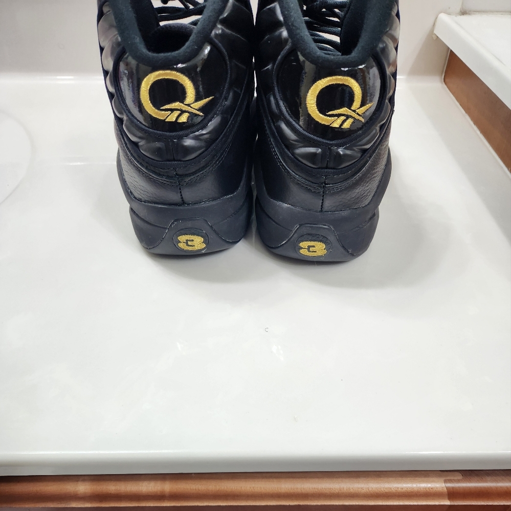 Reebok Question  Iverson  size 11.5